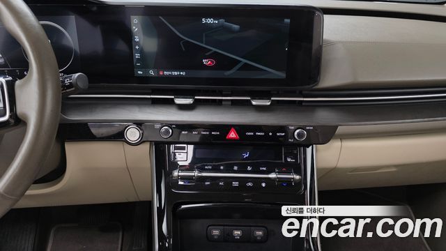 Kia Canival 2022 — photo 18