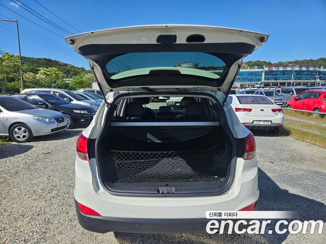 Hyundai Tucson 2010 — photo 17