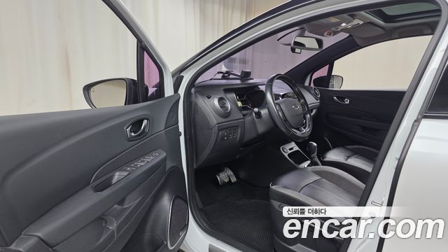 Renault Korea QM3 2018 — photo 13