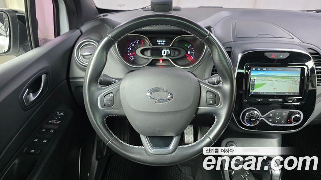 Renault Korea QM3 2018 — photo 19