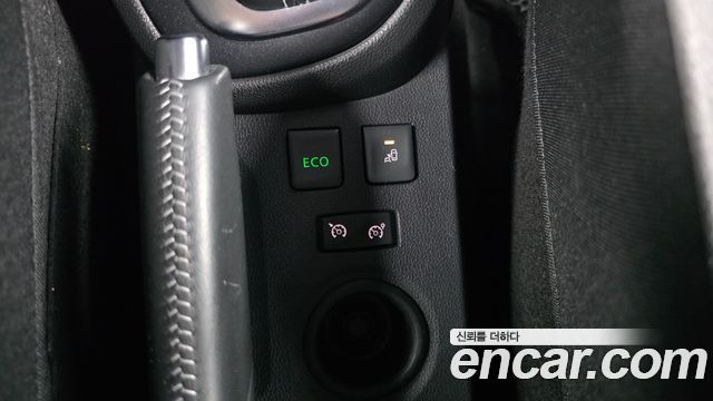 Renault Korea QM3 2018 — photo 22