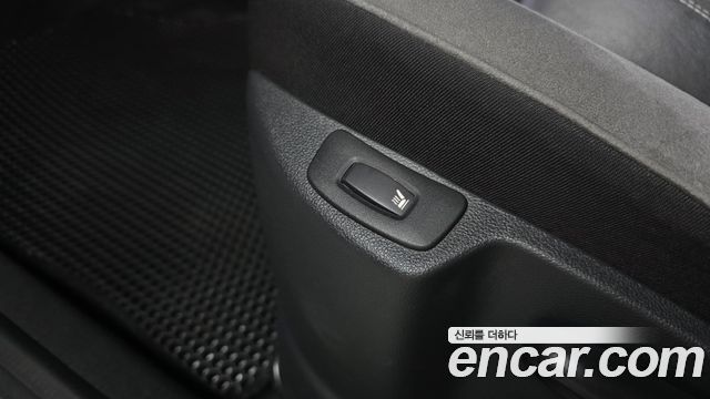 Renault Korea QM3 2018 — photo 23
