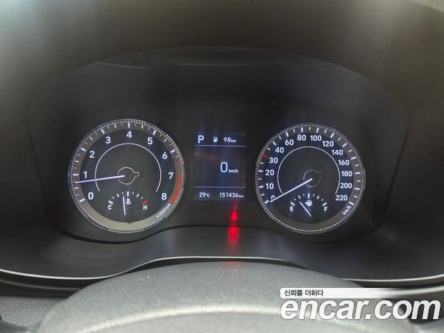 Hyundai Venue 2020 — photo 11
