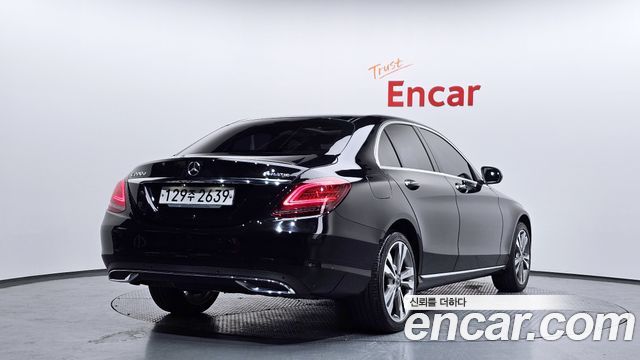 Mercedes-Benz C-Class 2020 — photo 2