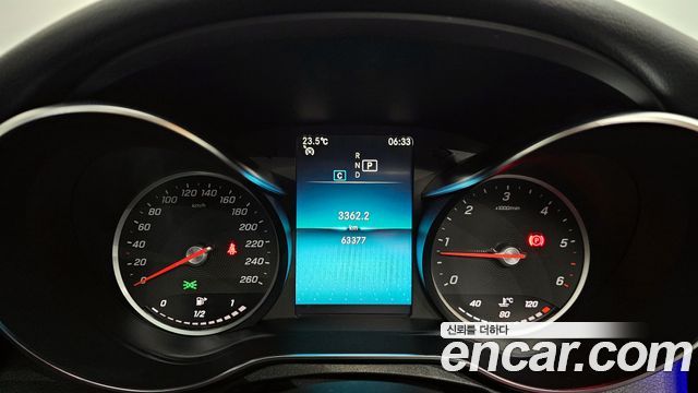 Mercedes-Benz C-Class 2020 — photo 8