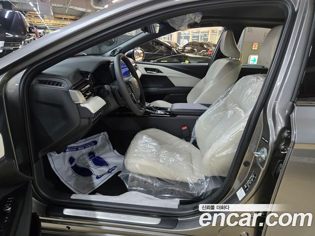 Toyota Camry 2026 — photo 17