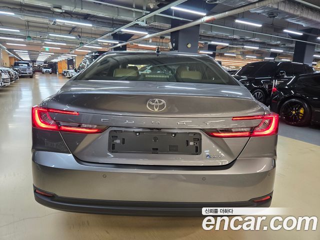 Toyota Camry 2026 — photo 19