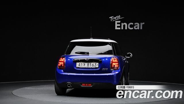 Mini Cooper 2019 — photo 4