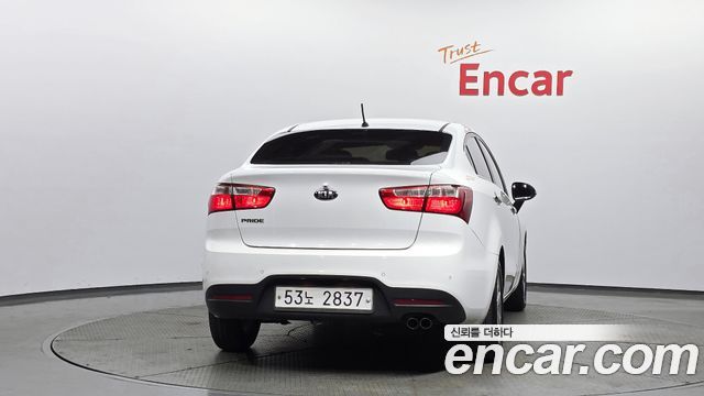 Kia pride 2014 — photo 4