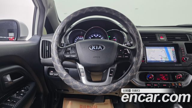 Kia pride 2014 — photo 20