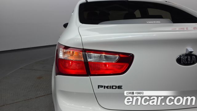 Kia pride 2014 — photo 9