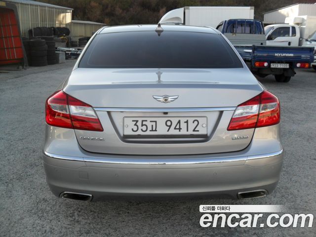 Hyundai Genesis 2013 — photo 4