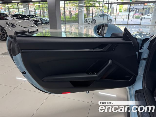 Porsche 911 2025 — photo 7