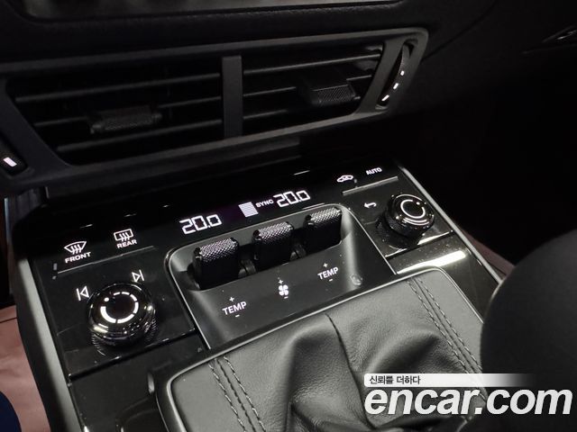 Porsche 911 2025 — photo 11