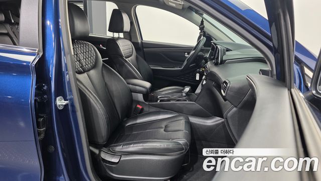 Hyundai Santafe 2019 — photo 17