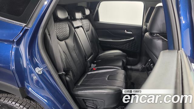 Hyundai Santafe 2019 — photo 18