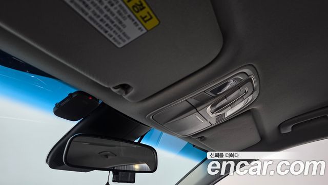 Hyundai Santafe 2019 — photo 25