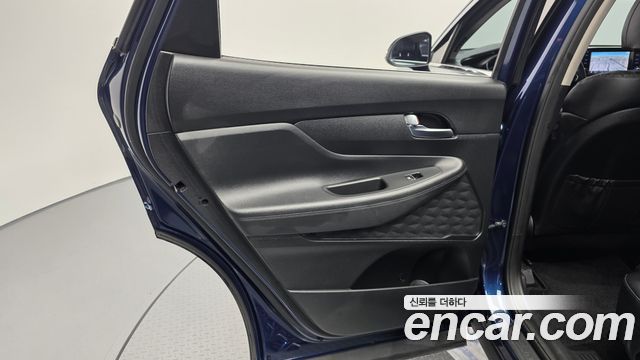 Hyundai Santafe 2019 — photo 14