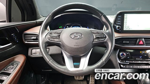 Hyundai Santafe 2019 — photo 12