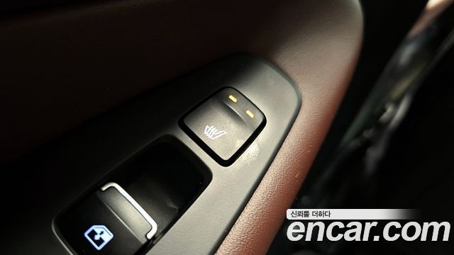 Hyundai Santafe 2019 — photo 18