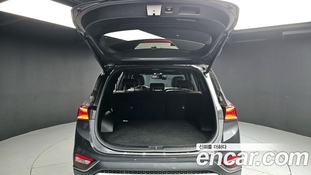 Hyundai Santafe 2019 — photo 20