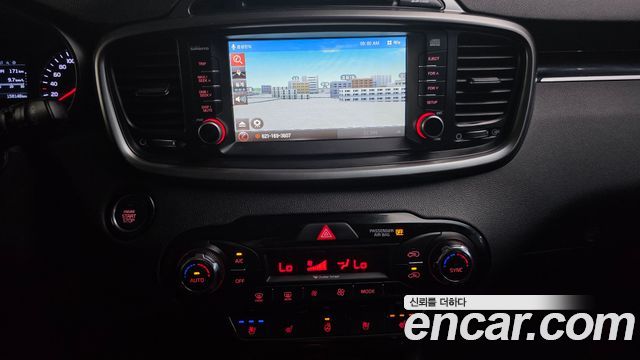 Kia Sorento 2016 — photo 13