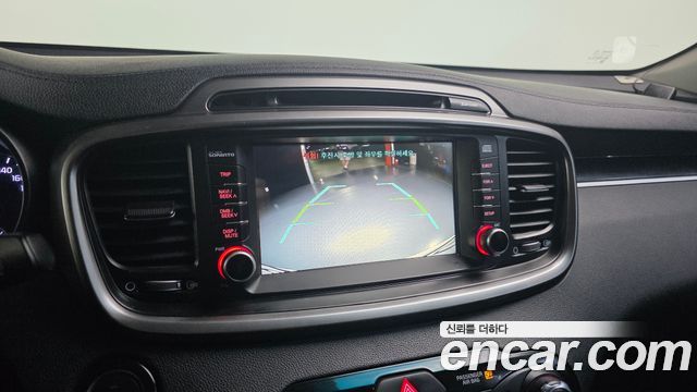 Kia Sorento 2016 — photo 14