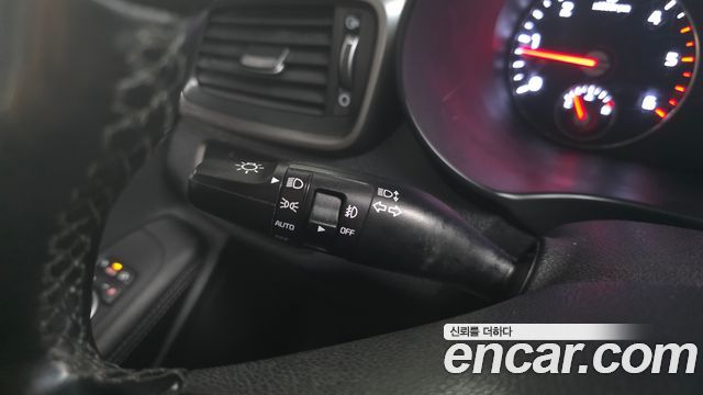 Kia Sorento 2016 — photo 18