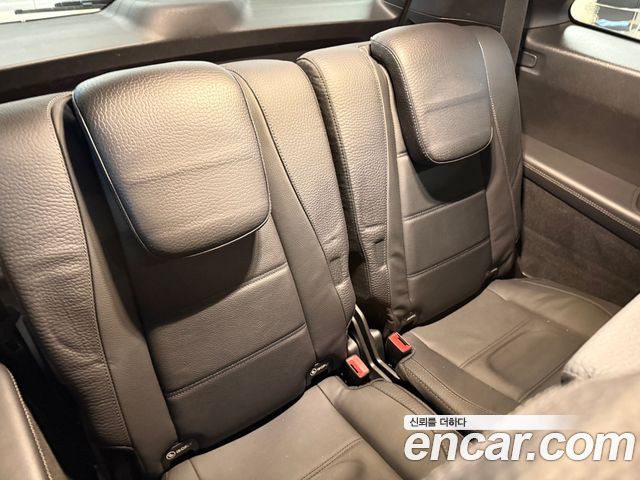 Mercedes-Benz GLS-Class 2021 — photo 18