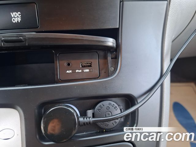 Kia Canival 2013 — photo 16