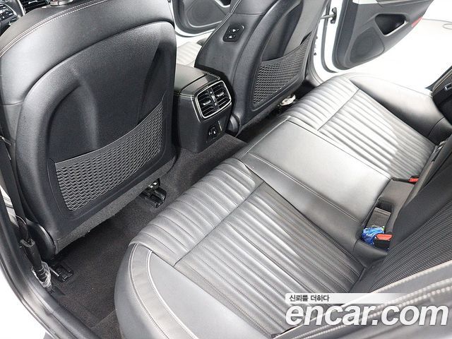 Genesis G70 2019 — photo 15