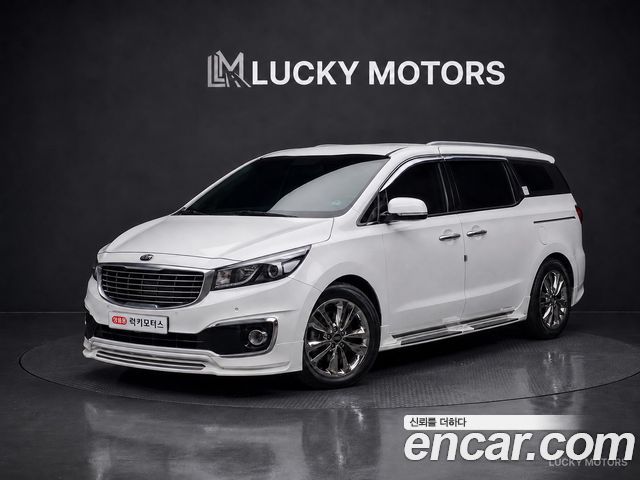 Kia Canival 2015 — photo 20