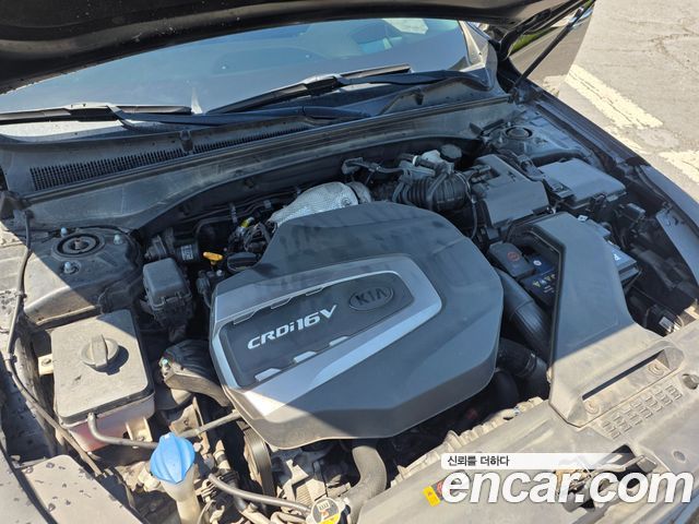 Kia K7 2018 — photo 9