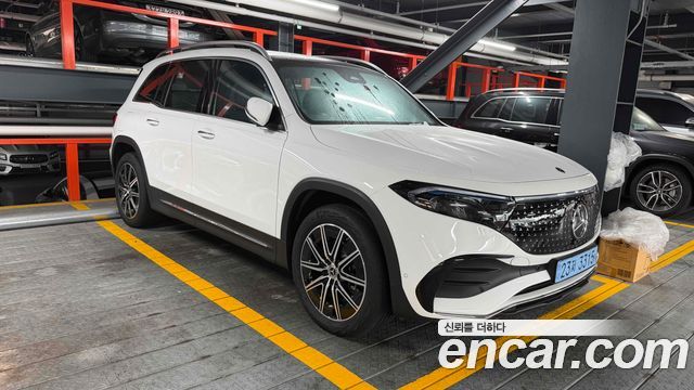 Mercedes-Benz EQB 2026 — photo 3