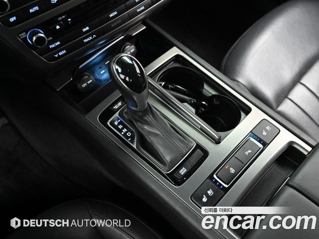 Hyundai Genesis 2014 — photo 9