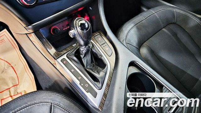 Kia K5 2013 — photo 10