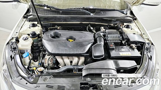 Kia K5 2013 — photo 19