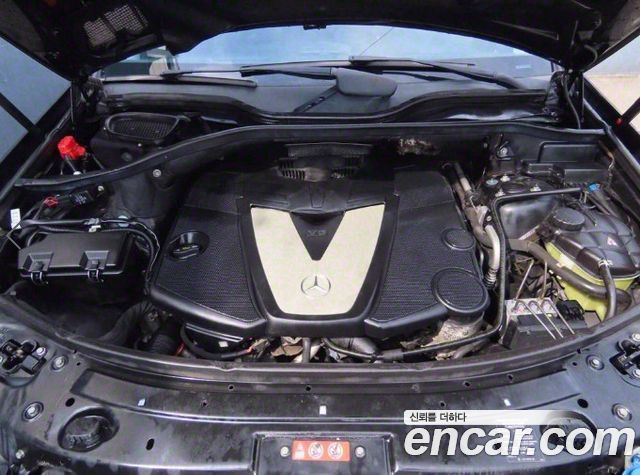 Mercedes-Benz M-class 2010 — photo 8