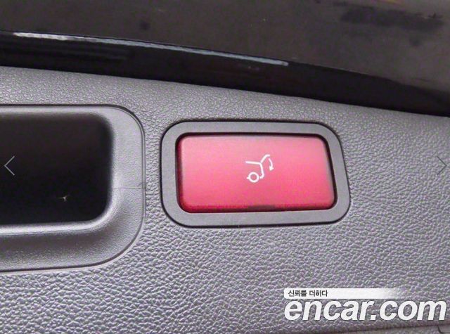 Mercedes-Benz M-class 2010 — photo 11