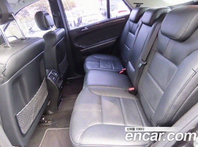 Mercedes-Benz M-class 2010 — photo 12