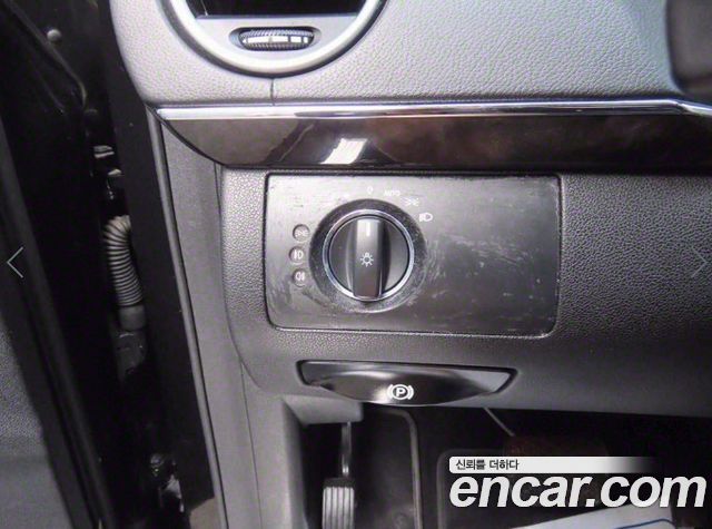 Mercedes-Benz M-class 2010 — photo 14