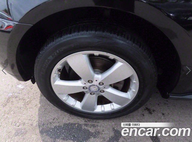 Mercedes-Benz M-class 2010 — photo 20