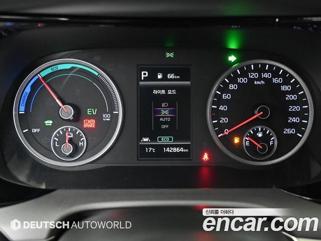 Kia K5 2021 — photo 8