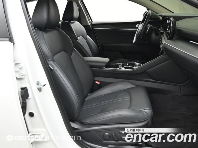 Kia K5 2021 — photo 10