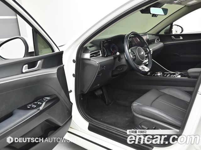 Kia K5 2021 — photo 11
