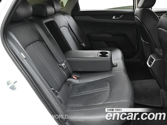 Kia K5 2021 — photo 12