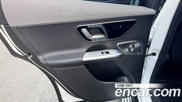 Mercedes-Benz EQE 2024 — photo 10
