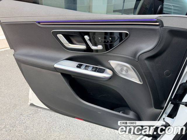 Mercedes-Benz EQE 2024 — photo 14