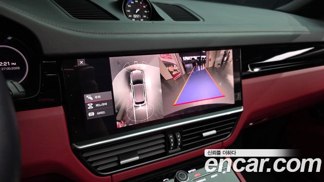 Porsche Cayenne 2021 — photo 21