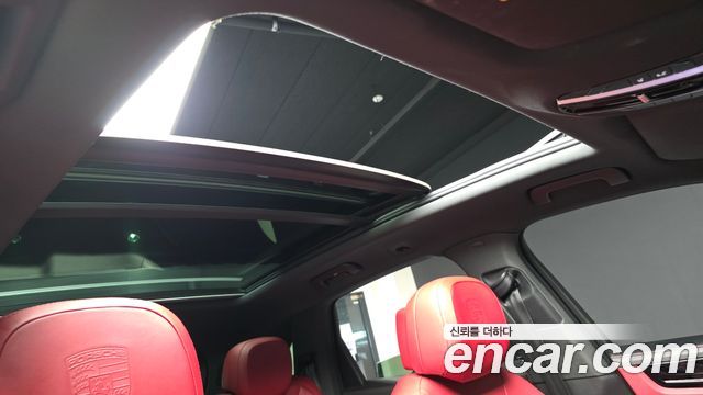 Porsche Cayenne 2021 — photo 23